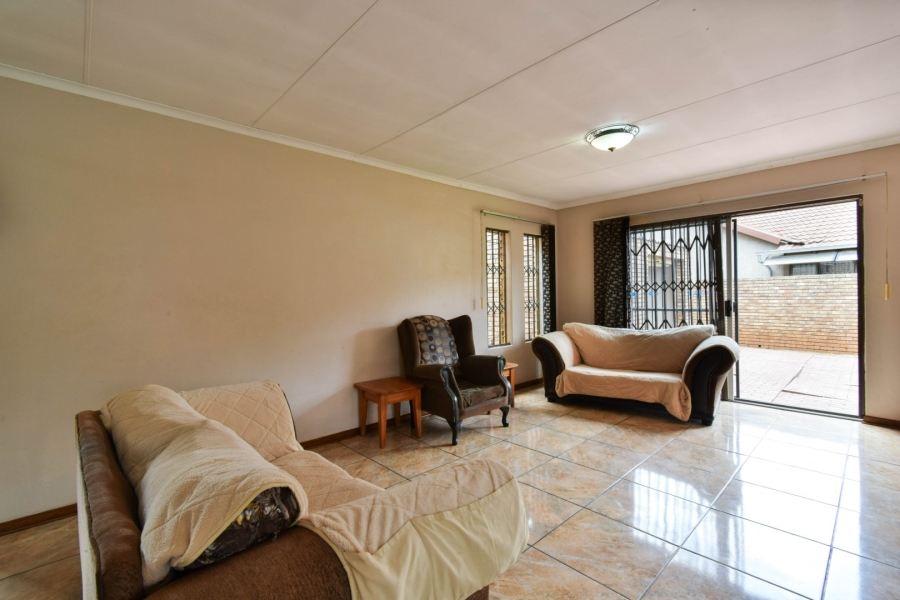 3 Bedroom Property for Sale in Doornpoort Gauteng