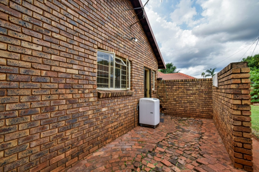 3 Bedroom Property for Sale in Doornpoort Gauteng