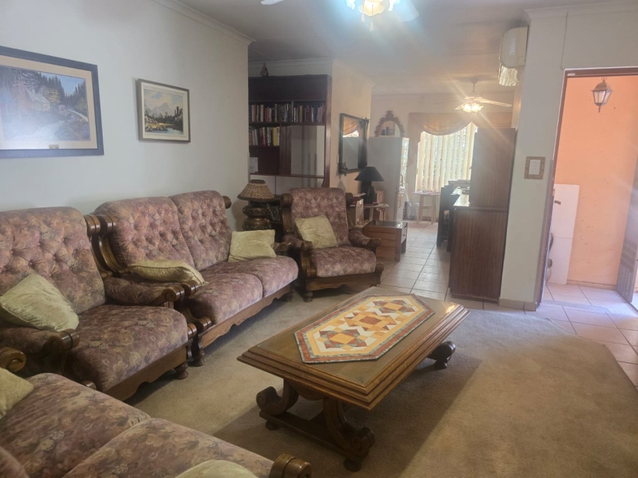 4 Bedroom Property for Sale in Doornpoort Gauteng