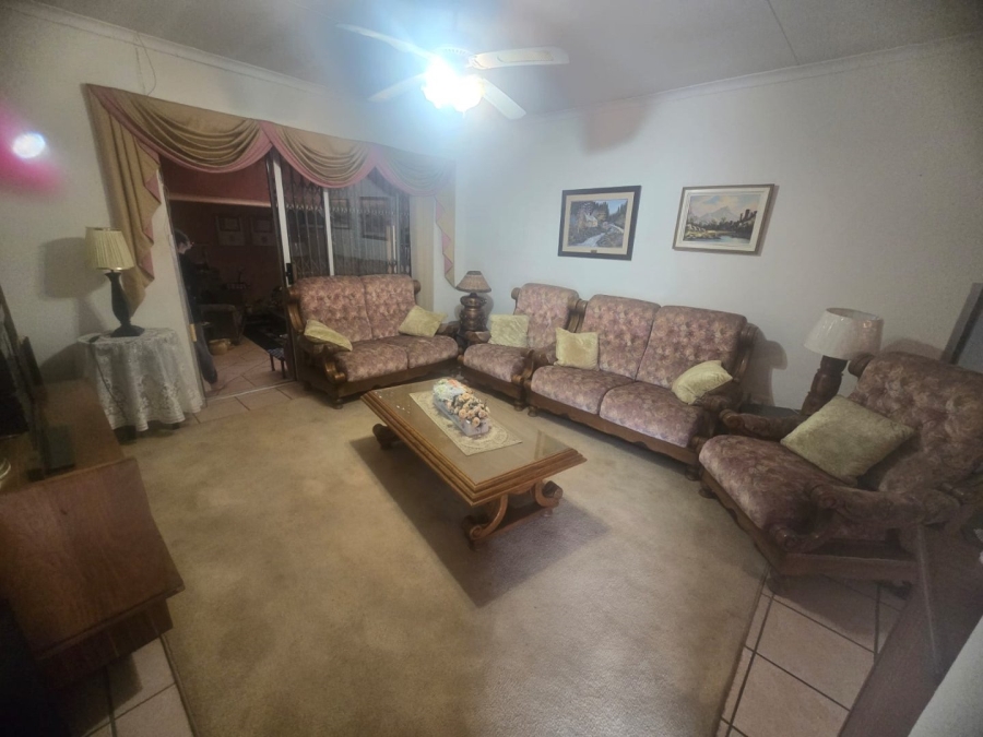 4 Bedroom Property for Sale in Doornpoort Gauteng