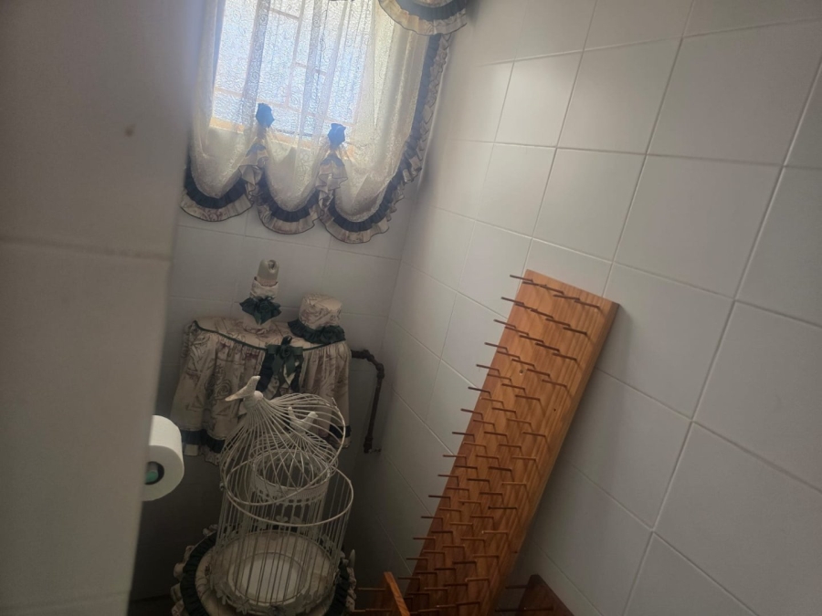 4 Bedroom Property for Sale in Doornpoort Gauteng