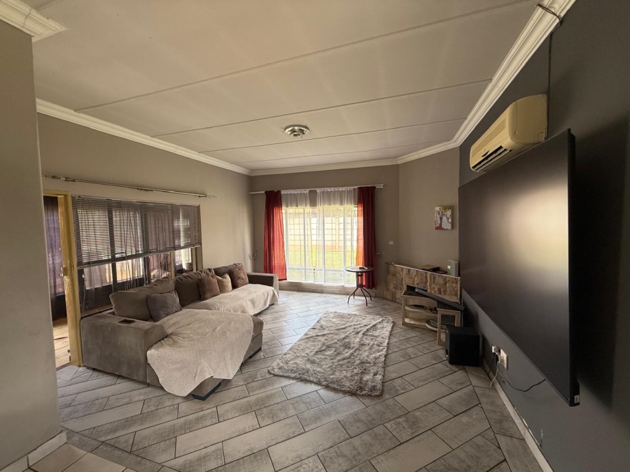3 Bedroom Property for Sale in Sinoville Gauteng
