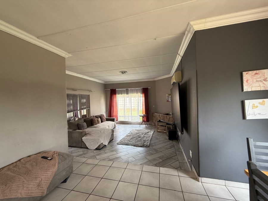3 Bedroom Property for Sale in Sinoville Gauteng