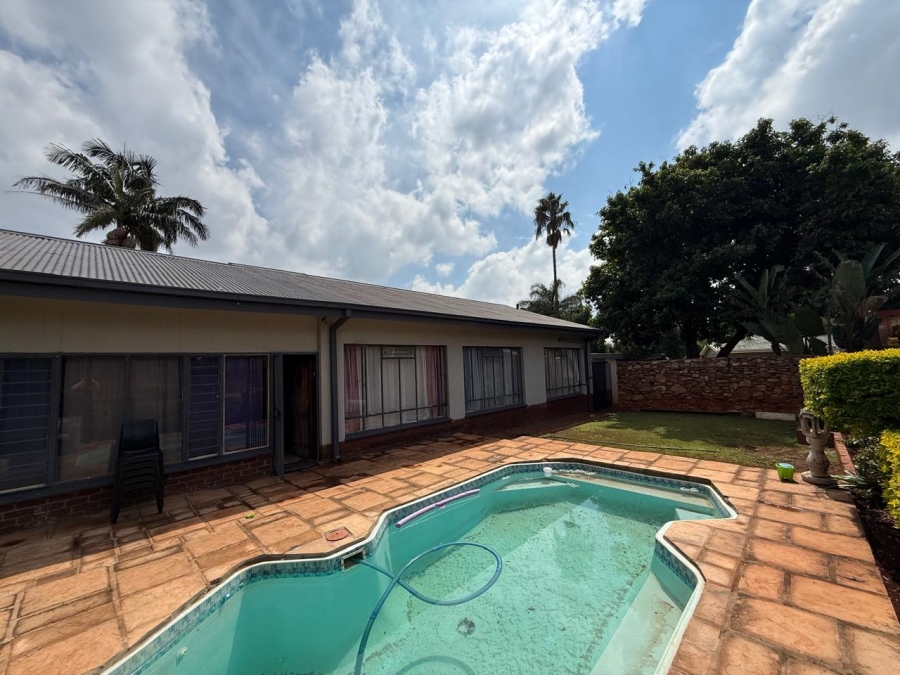 3 Bedroom Property for Sale in Sinoville Gauteng