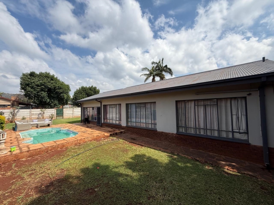 3 Bedroom Property for Sale in Sinoville Gauteng