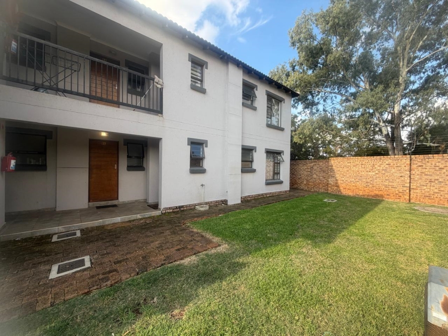 2 Bedroom Property for Sale in Chantelle Gauteng