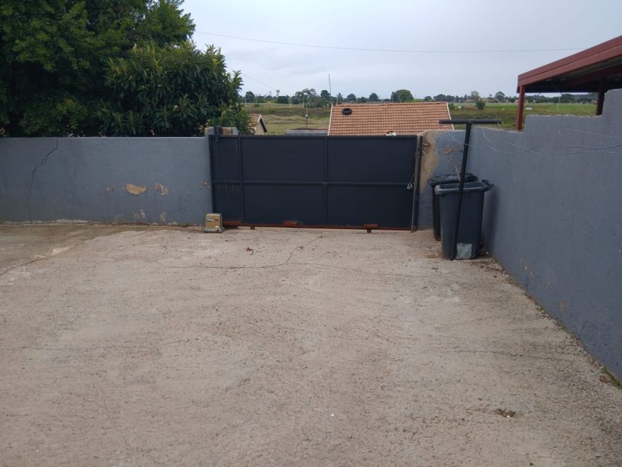 3 Bedroom Property for Sale in Kagiso Gauteng