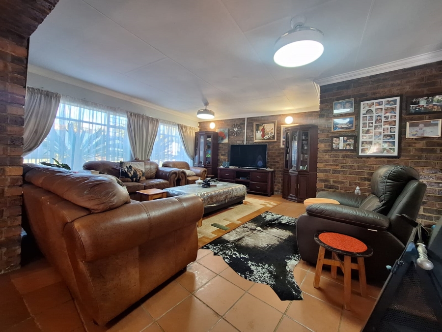 4 Bedroom Property for Sale in Jordaan Park Gauteng