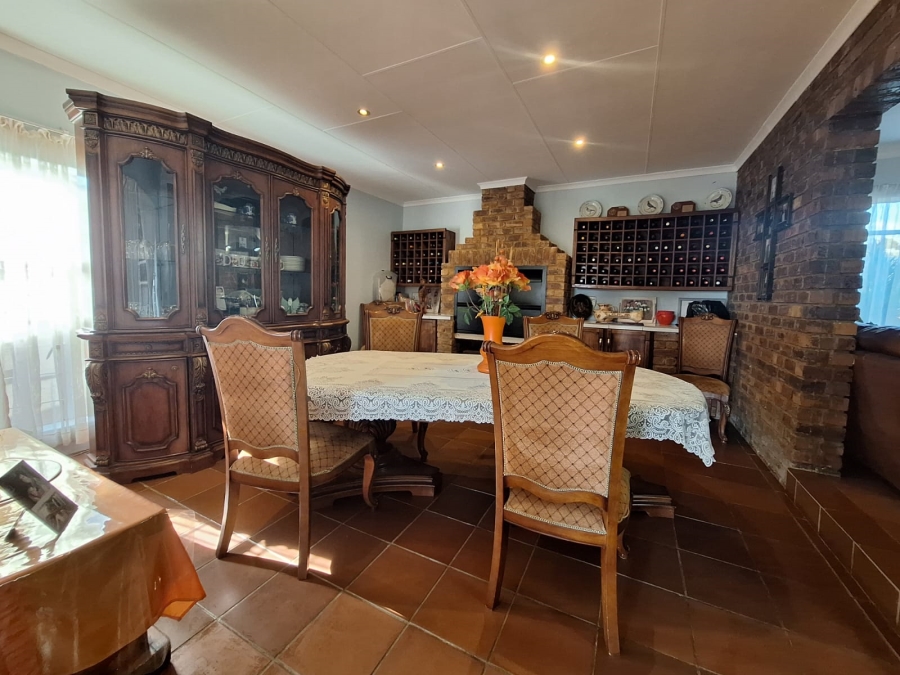 4 Bedroom Property for Sale in Jordaan Park Gauteng