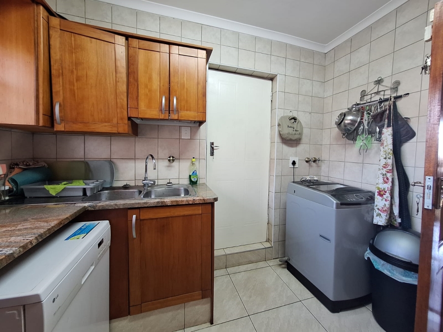 4 Bedroom Property for Sale in Jordaan Park Gauteng