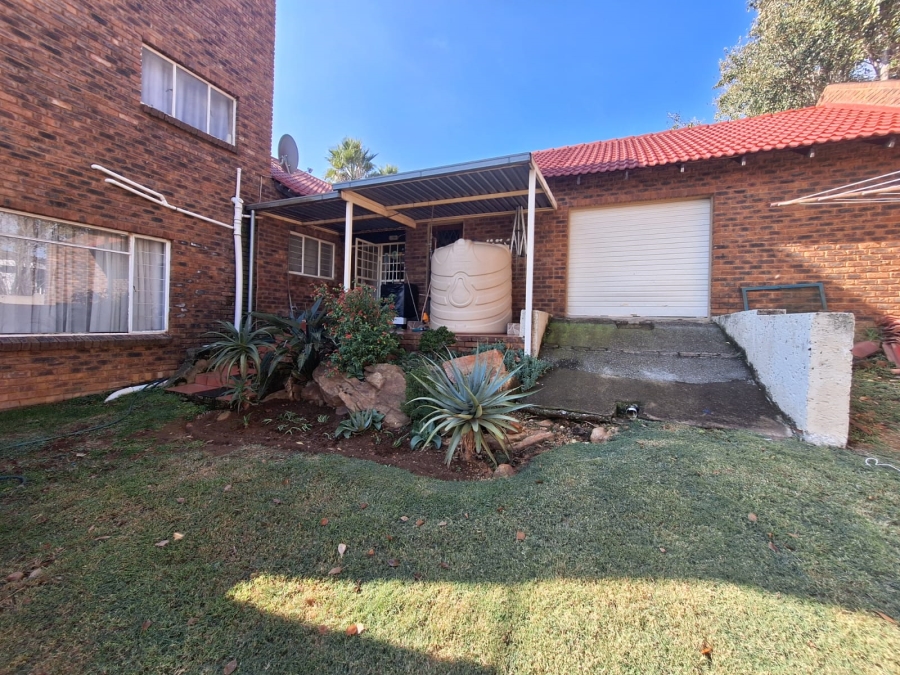 4 Bedroom Property for Sale in Jordaan Park Gauteng