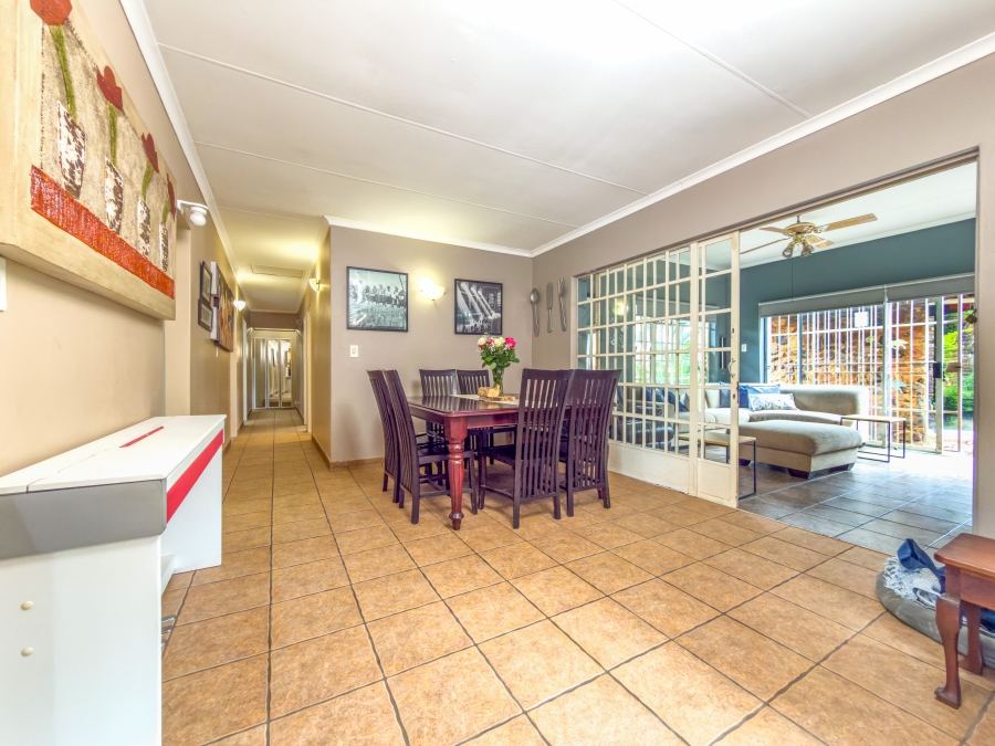 3 Bedroom Property for Sale in Garsfontein Gauteng