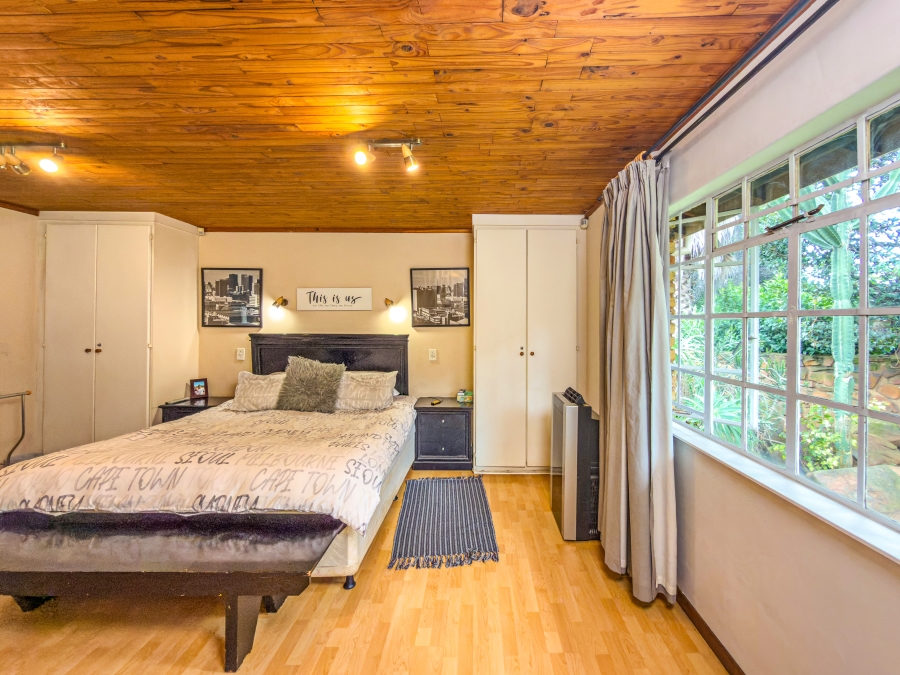 3 Bedroom Property for Sale in Garsfontein Gauteng