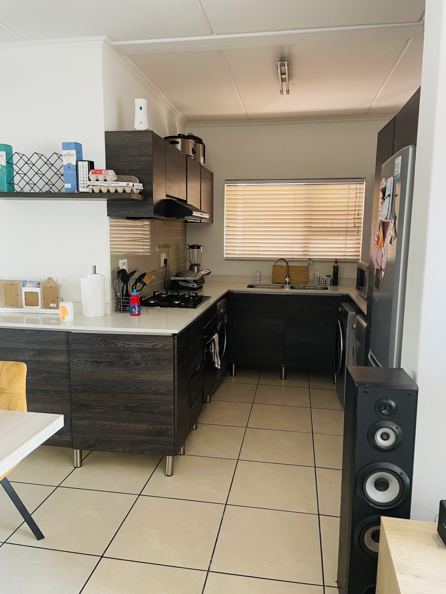 3 Bedroom Property for Sale in Greenstone Hill Gauteng