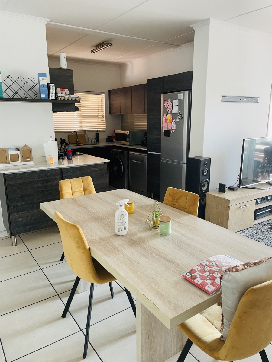 3 Bedroom Property for Sale in Greenstone Hill Gauteng