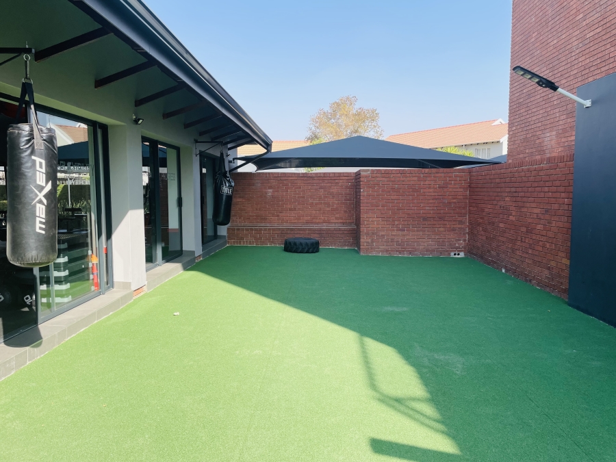 3 Bedroom Property for Sale in Greenstone Hill Gauteng