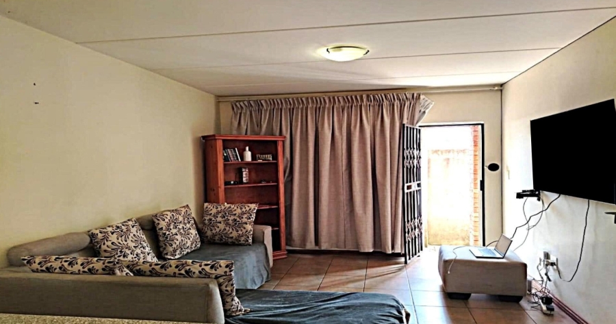 2 Bedroom Property for Sale in Florida Gauteng