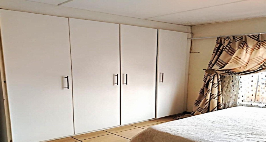 2 Bedroom Property for Sale in Florida Gauteng