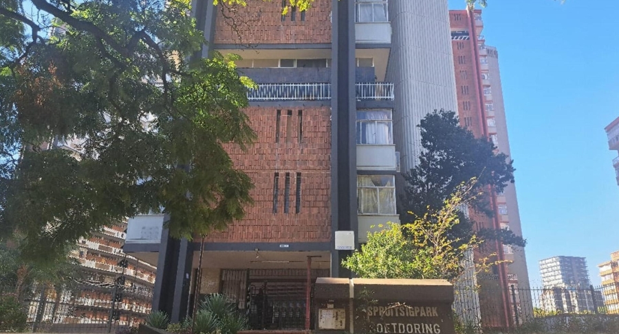 1 Bedroom Property for Sale in Sunnyside Gauteng