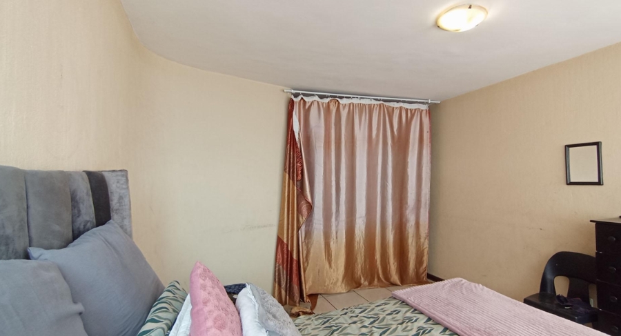 2 Bedroom Property for Sale in Sunnyside Gauteng