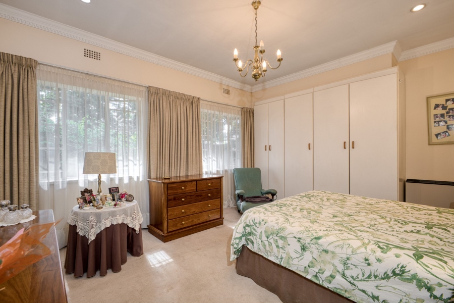 3 Bedroom Property for Sale in Linden Gauteng