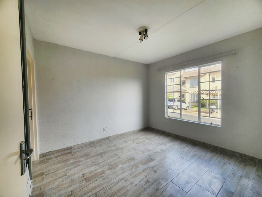 3 Bedroom Property for Sale in Lonehill Gauteng