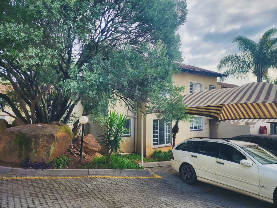 3 Bedroom Property for Sale in Lonehill Gauteng