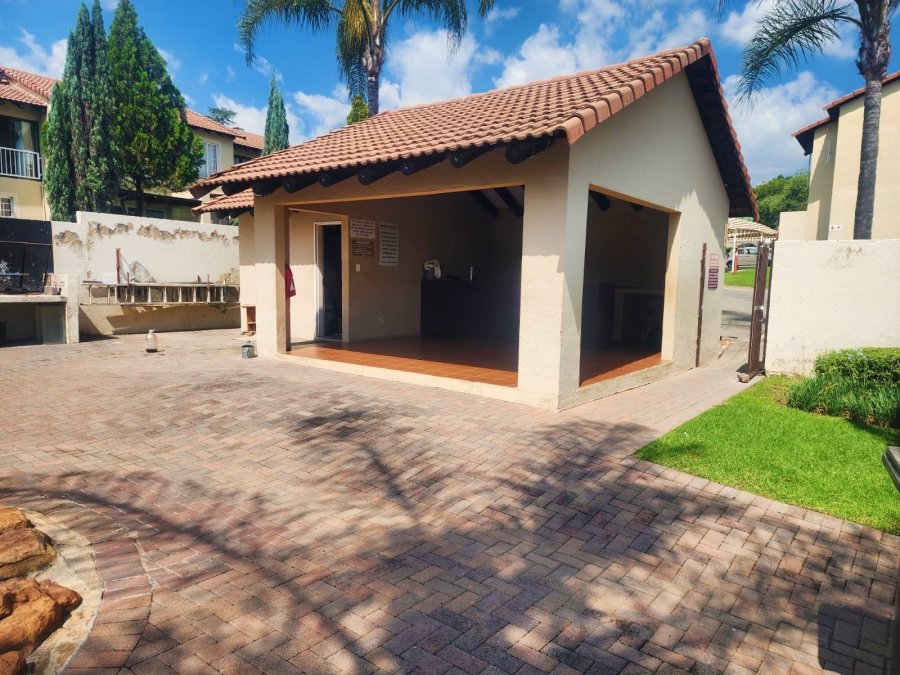 3 Bedroom Property for Sale in Lonehill Gauteng