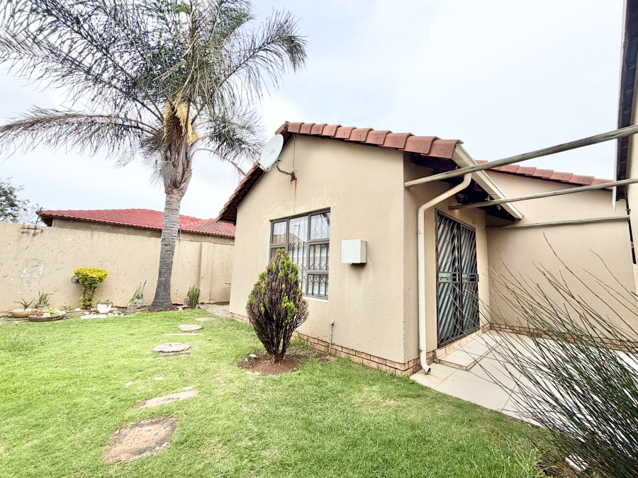 3 Bedroom Property for Sale in Ormonde View Gauteng
