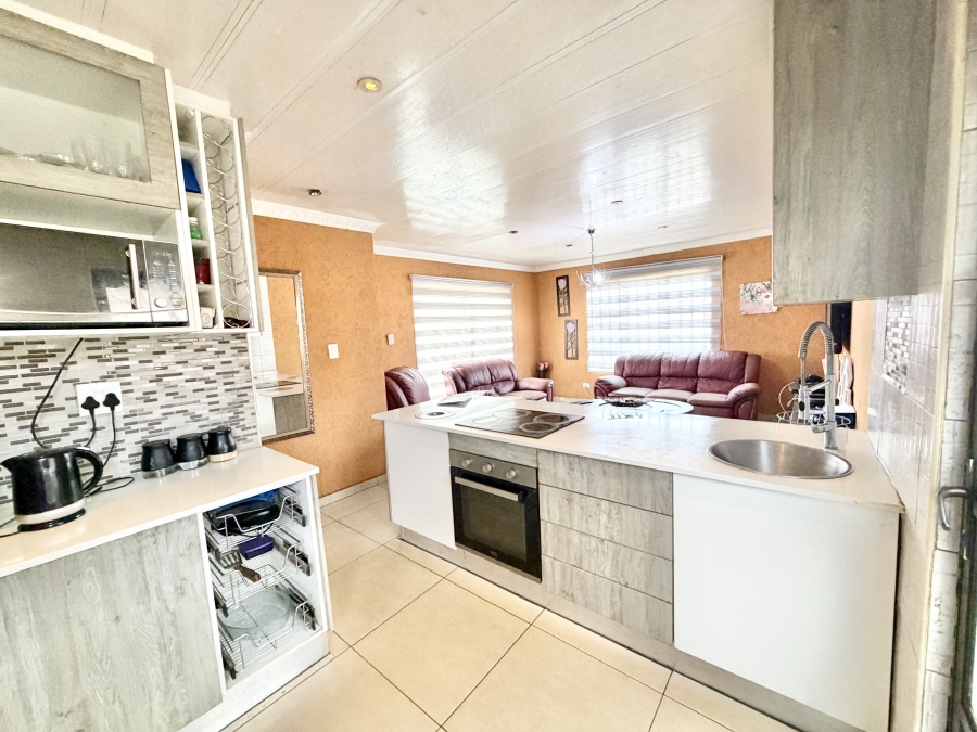 3 Bedroom Property for Sale in Ormonde View Gauteng