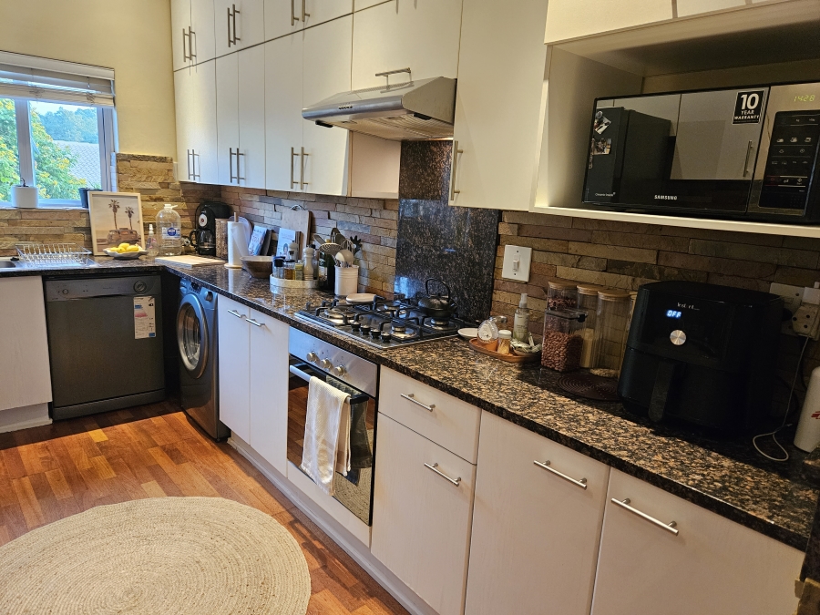 To Let 2 Bedroom Property for Rent in Hyde Park Gauteng