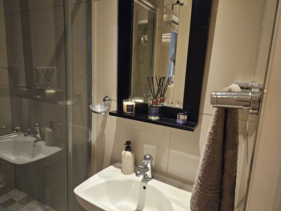 To Let 2 Bedroom Property for Rent in Hyde Park Gauteng