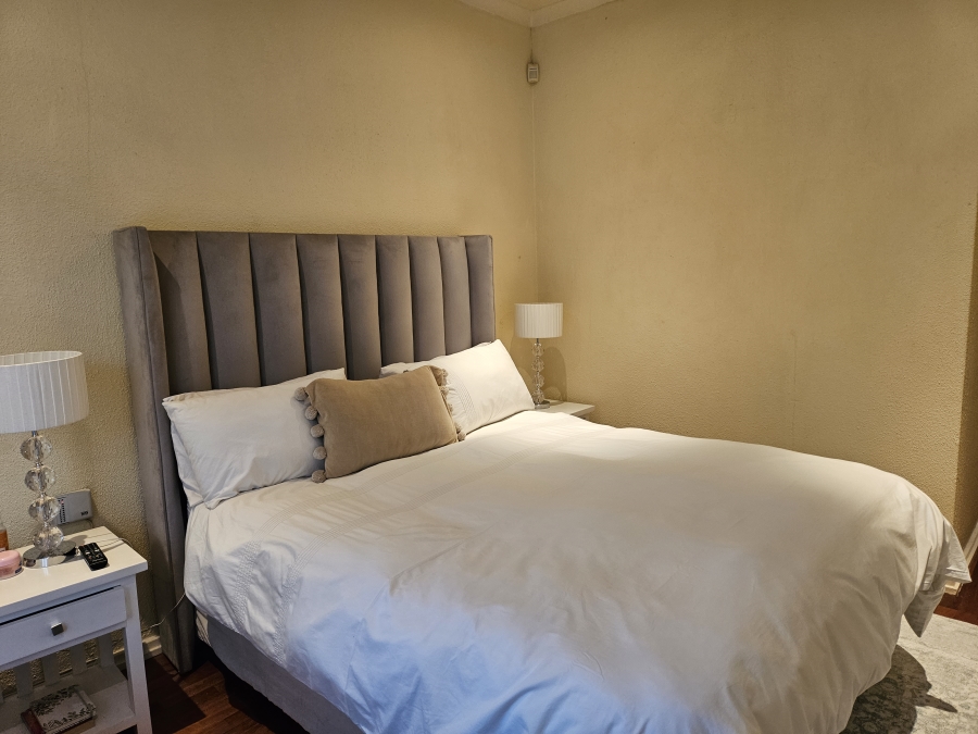 To Let 2 Bedroom Property for Rent in Hyde Park Gauteng