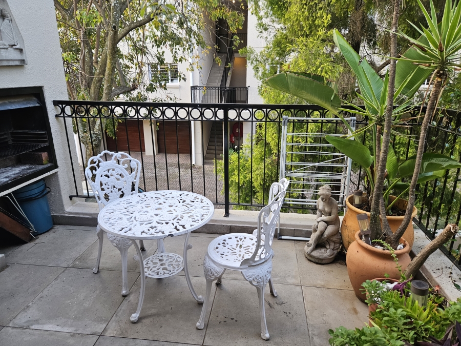 To Let 2 Bedroom Property for Rent in Hyde Park Gauteng