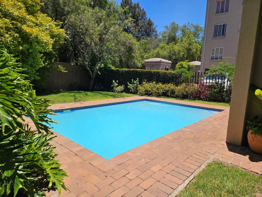 To Let 2 Bedroom Property for Rent in Hyde Park Gauteng