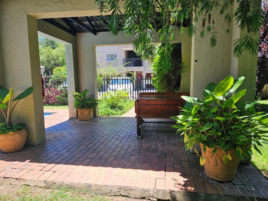 To Let 2 Bedroom Property for Rent in Hyde Park Gauteng
