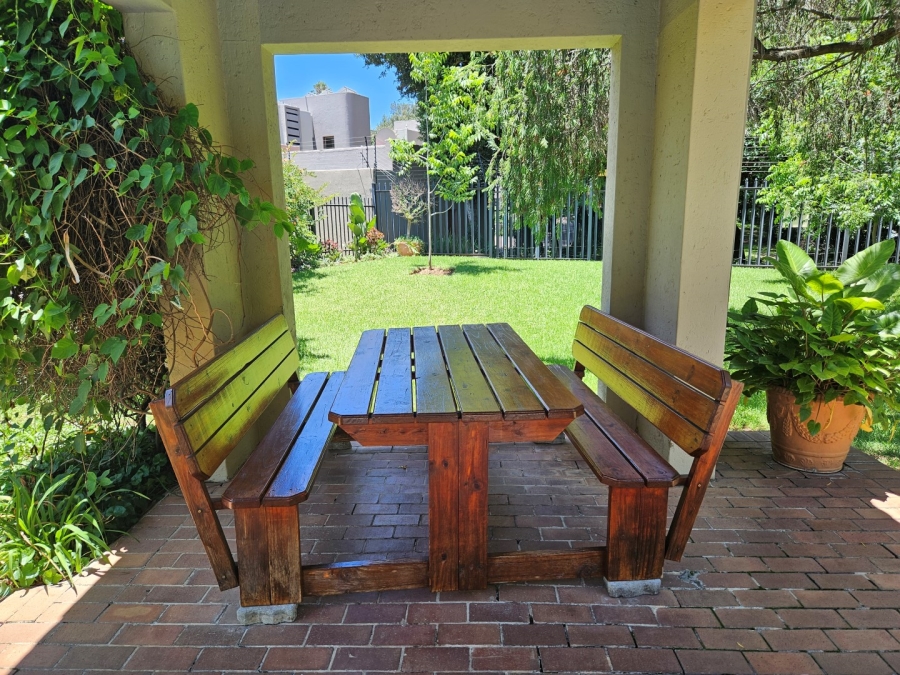 To Let 2 Bedroom Property for Rent in Hyde Park Gauteng