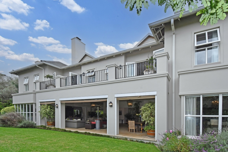 5 Bedroom Property for Sale in Hurlingham Gauteng