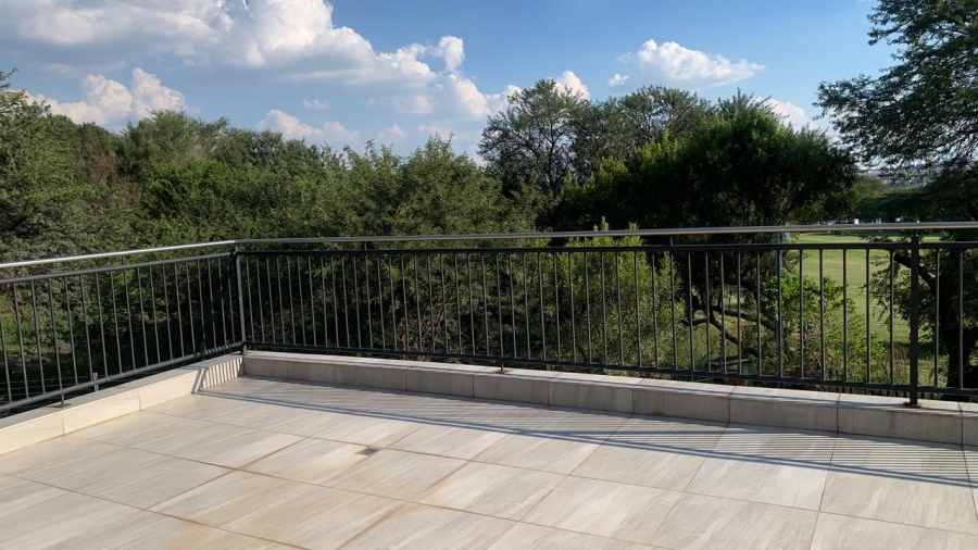 2 Bedroom Property for Sale in Blue Valley Golf Estate Gauteng