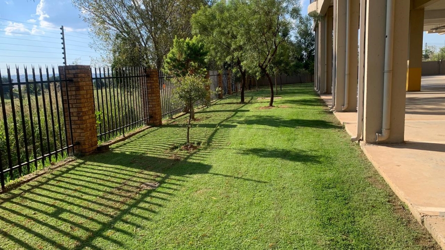 2 Bedroom Property for Sale in Blue Valley Golf Estate Gauteng