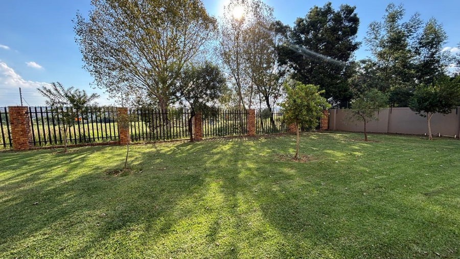 2 Bedroom Property for Sale in Blue Valley Golf Estate Gauteng