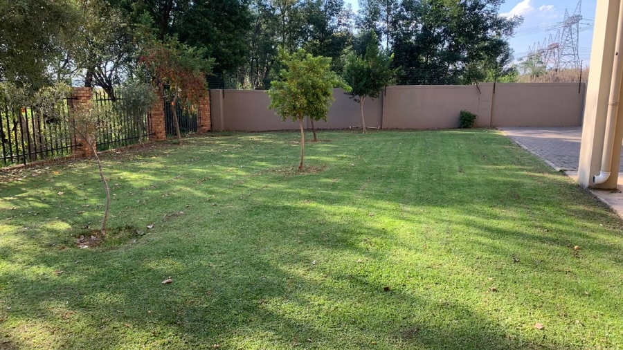 2 Bedroom Property for Sale in Blue Valley Golf Estate Gauteng