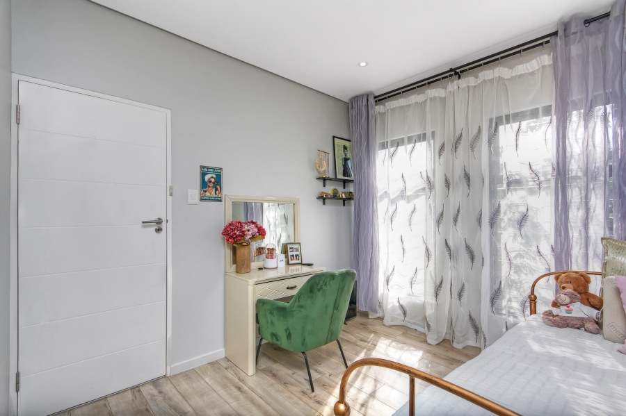 3 Bedroom Property for Sale in Crowthorne AH Gauteng