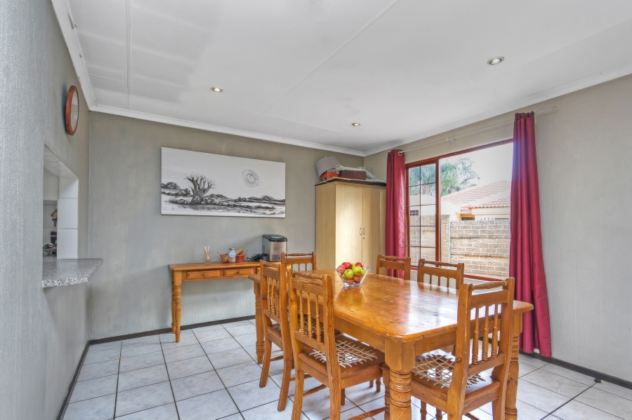 3 Bedroom Property for Sale in Barbeque Downs Gauteng