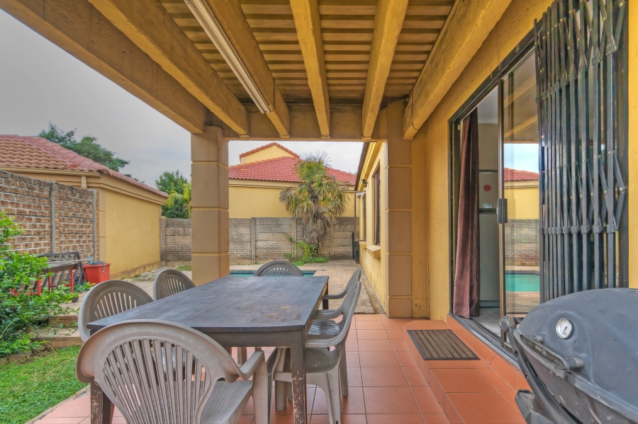 3 Bedroom Property for Sale in Barbeque Downs Gauteng