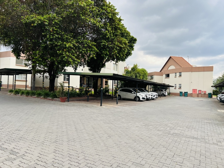 2 Bedroom Property for Sale in Bedfordview Gauteng