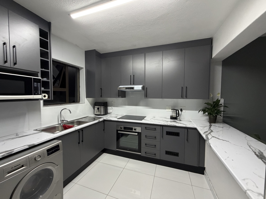 2 Bedroom Property for Sale in Mulbarton Gauteng