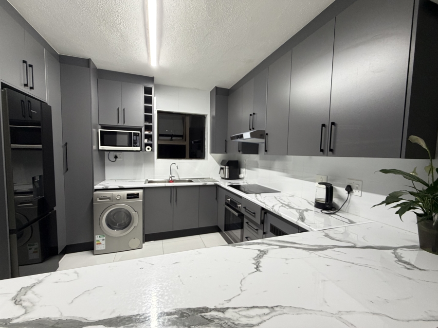 2 Bedroom Property for Sale in Mulbarton Gauteng