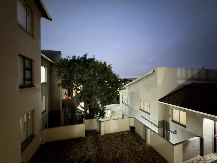 2 Bedroom Property for Sale in Mulbarton Gauteng