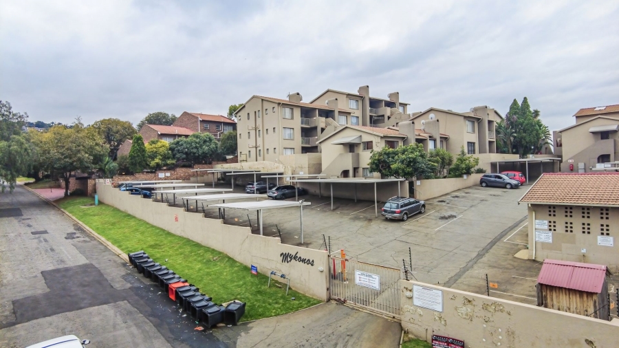 2 Bedroom Property for Sale in Mulbarton Gauteng